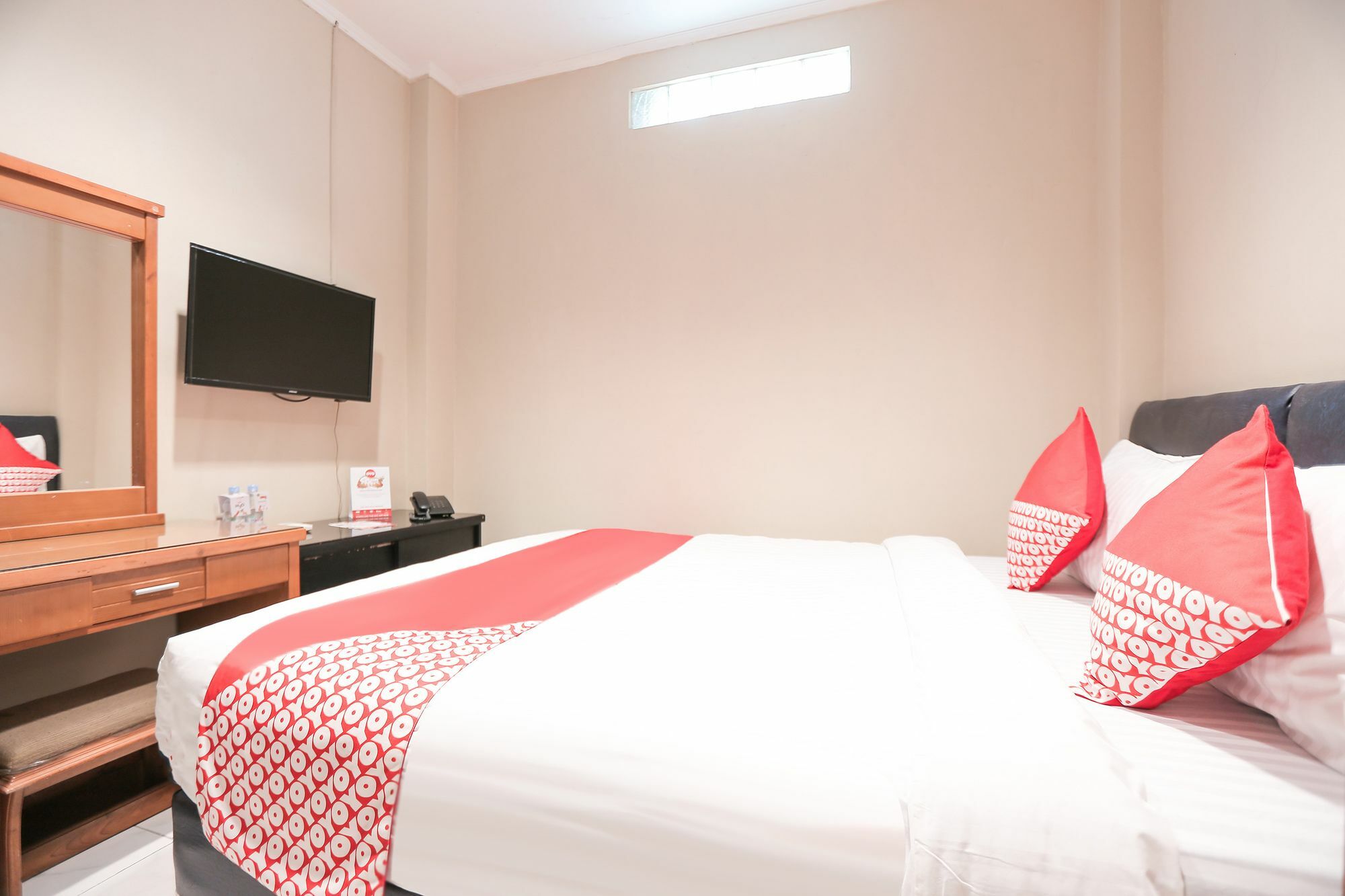 Oyo 117 Blueberry Homestay Jakarta Buitenkant foto